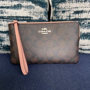 COACH Large Corner Zip Wristlet Signature Brown Shell Pink